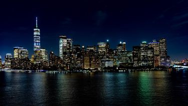 Nueva York construye refugio para personas sin techo en Manhattan