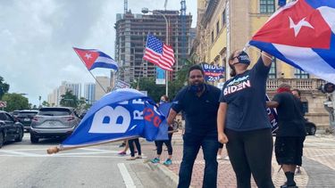 En Miami-Dade se realizaron celebraciones tras sobrepasar Biden los votos electorales.