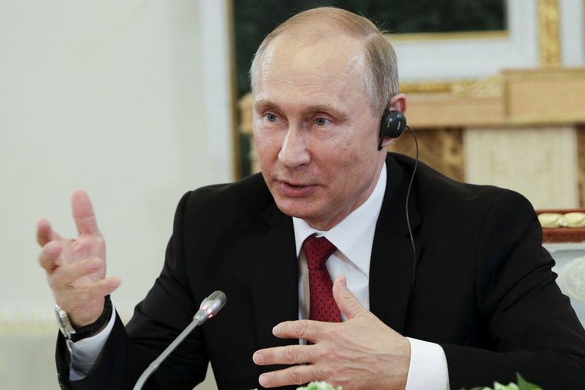 Nos interesa mucho abrir líneas de diálogo con el señor Trump, aunque no se si eso será posible, subrayó el presidente ruso Vladimir Putin.