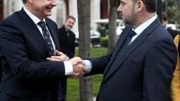 El expresidente del Gobierno Jos&eacute; Luis Rodr&iacute;guez Zapatero y el&nbsp;ministro de Transportes, Jos&eacute; Luis &Aacute;balos.