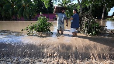 Las inundaciones se registraron por los caudalosos ríos Ulúa, Chamelecón, Humuya