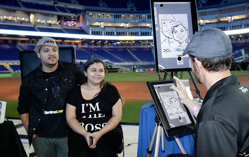 Una de las experiencias con nuevos dispositivos tecnológicos en el Tech Bash de 2014. (Cortesía)