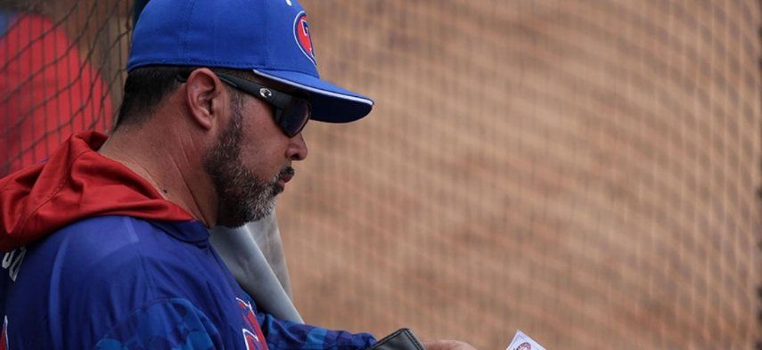 Ozzie Guillén tomó las riendas de Tiburones de La Guaira por segunda vez en la LVBP, tras el desafortunado paso del exgrandeliga Edgardo Alfonzo como mánager. En esta nueva oportunidad, para el primer latino en conquistar la Serie Mundial en MLB, parece ser especial, con posibilidad de ser campeón con el equipo de sus amores