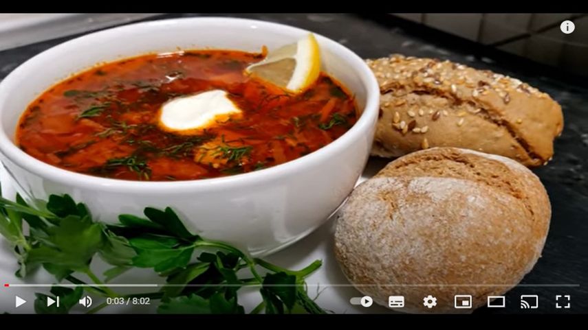 Sopa borsch ucraniana.