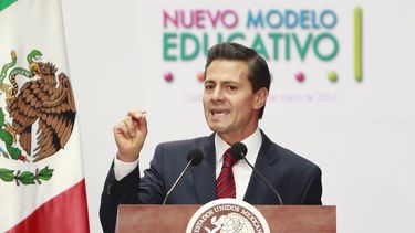 El presidente de México, Enrique&nbsp;Peña&nbsp;Nieto, durante la presentación del nuevo Modelo Educativo para los mexicanos, en el Patio de Honor del Palacio Nacional de Ciudad de México, México.