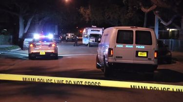 Un adolescente de 16 años fue baleado el martes por la noche cerca de la intersección de la 58 calle del noroeste y la 9na avenida, en Miami.