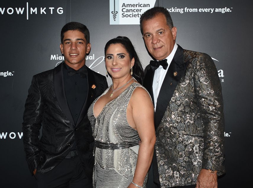 Jorgito Acevedo, junto a Yenin y Jorge Acevedo.&nbsp;