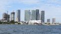 La Bahía de Biscayne es el corazón económico de Miami-Dade. La Bahía de Biscayne es el corazón económico de Miami-Dade.