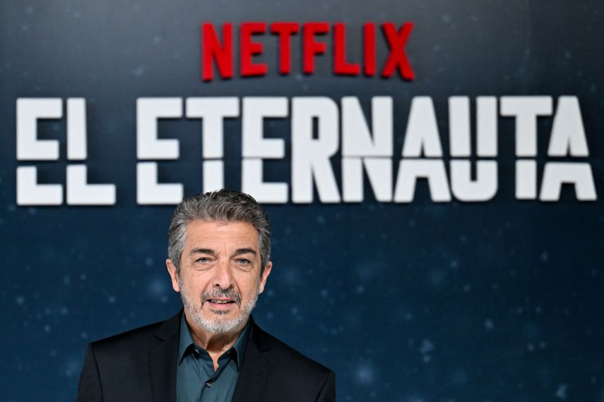 El actor argentino Ricardo Darín posa durante el estreno de la serie de Netflix El Eternauta, en Buenos Aires, el 29 de abril de 2025.