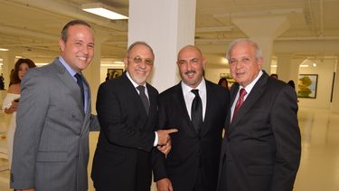 Tomás Regalado Jr., Emilio Estefan, Gary Nader y Tomás Regalado.
