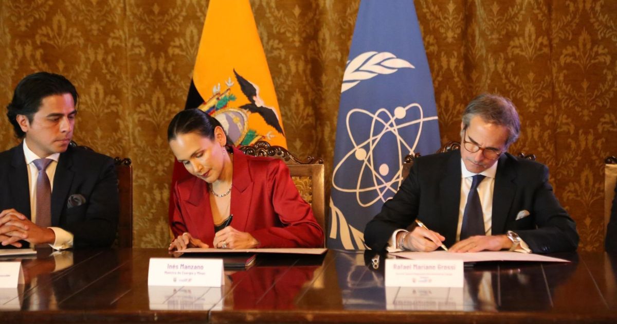 Ecuador firma acuerdo con la OIEA para cooperación técnica en energía nuclear