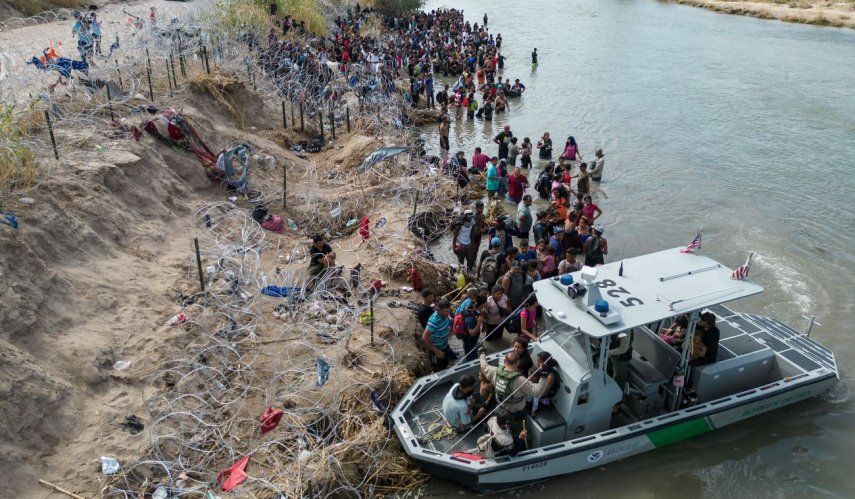 Miles de migrantes siguen llegando a la frontera sur a la vista y paciencia de la administración de Joe Biden, que ha anunciado recibirá más refugiados. 
