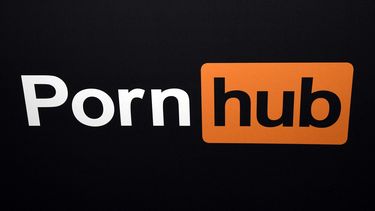 En esta foto de archivo tomada el 24 de enero de 2018, se muestra un logotipo de Pornhub en el stand de la compañía en la AVN Adult Entertainment Expo 2018 en el Hard Rock Hotel & Casino en Las Vegas, Nevada.&nbsp;