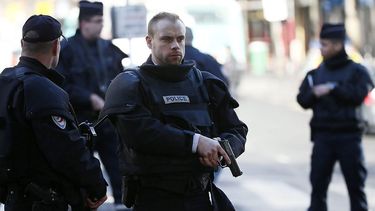 Esta operación policial y la posibilidad de que hubiera una toma de rehenes había desatado las alertas rápidamente en las redes sociales