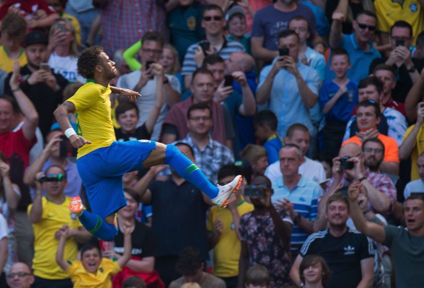 Un Neymar cien por ciento recuperado del pie hace aún más peligrosa a la siempre candidata Brasil.&nbsp;