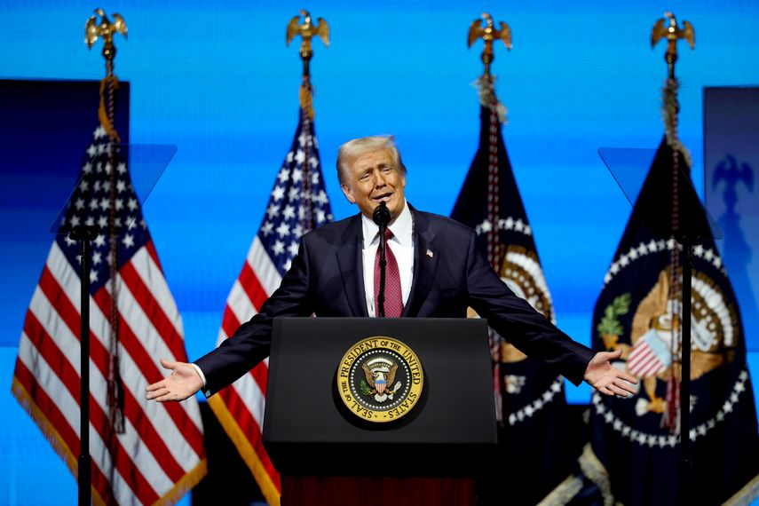 Donald Trump durante su intervención en el American Business Forum, que se lleva a cabo en el Kaseya Center de Miami.