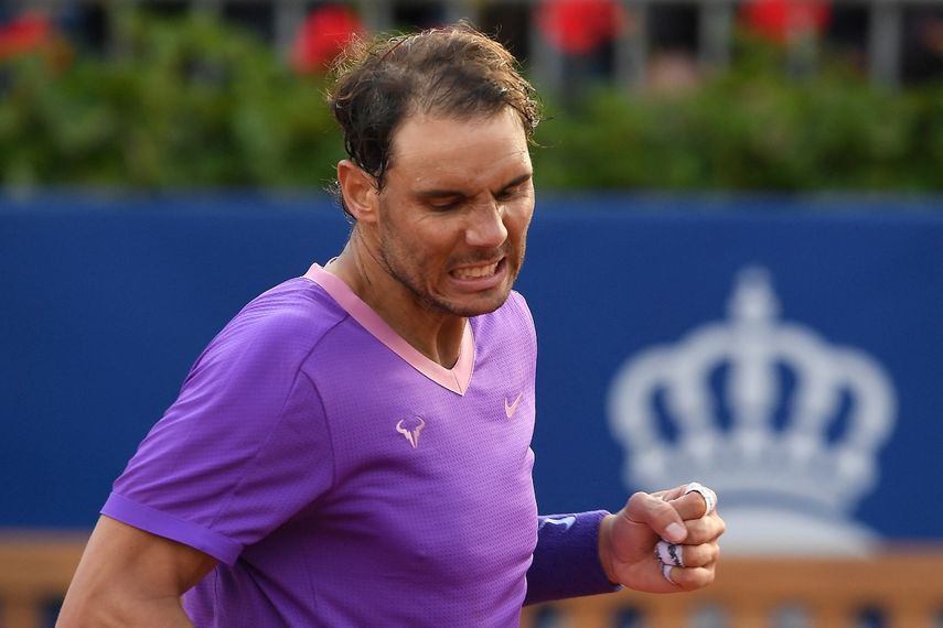 El español Rafael Nadal celebra tras vencer al bielorruso Ilya Ivashka en su partido individual del torneo ATP Barcelona Open de tenis en el Real Club de Tenis de Barcelona el 21 de abril de 2021 &nbsp; &nbsp;