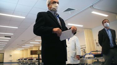 El presidente de Chile, Sebasti&aacute;n Pi&ntilde;era, con mascarilla por el coronavirus.&nbsp;