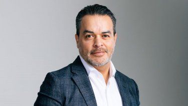 Carlos Martín Castro Cerón.