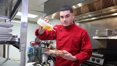 El cocinero de origen cubano Carlos Oramas.&nbsp;