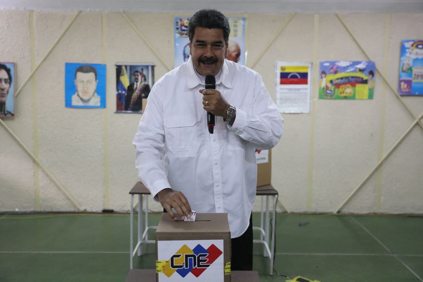 Maduro reiteró este domingo a través de Twitter su llamado a participar, luego de que&nbsp;este sábado&nbsp;pidiera a los chavistas formar parte del simulacro y dar cuenta de ello mediante el Carné de la Patria.