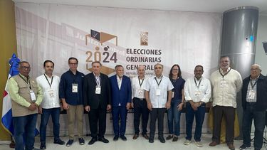 Grupo IDEA constata proceso electoral en República Dominicana.