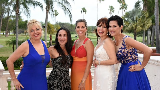 Nery González, Michelle Febres, María Luisa González, Liliam López y Cynthia Rodríguez Garcés.