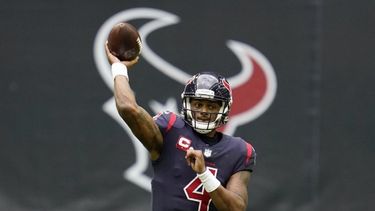 Siete mujeres demandan por agresión sexual a Deshaun Watson