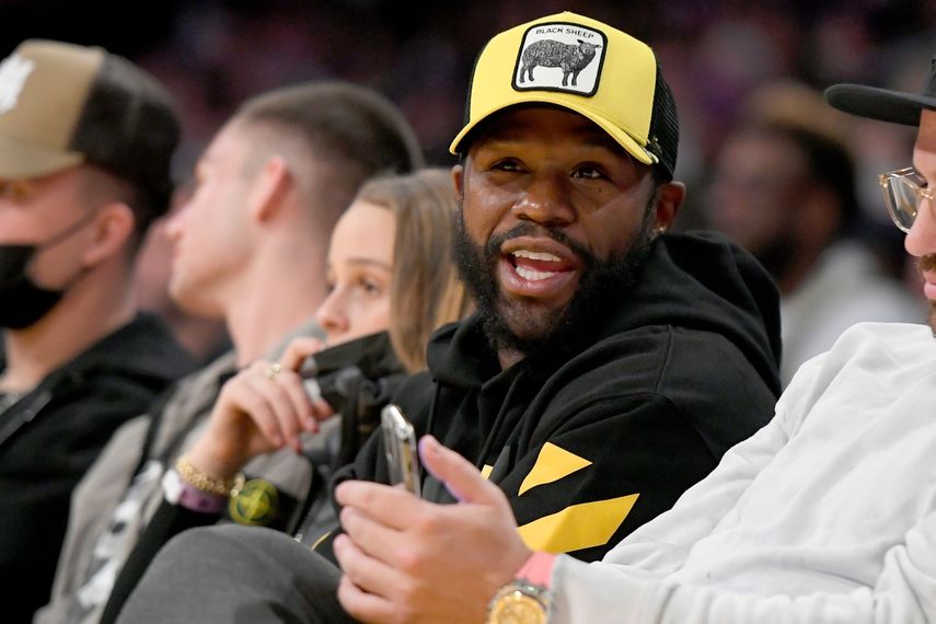 Floyd Mayweather Jr. ingresó al Salón de la Fama del Boxeo en junio de 2022