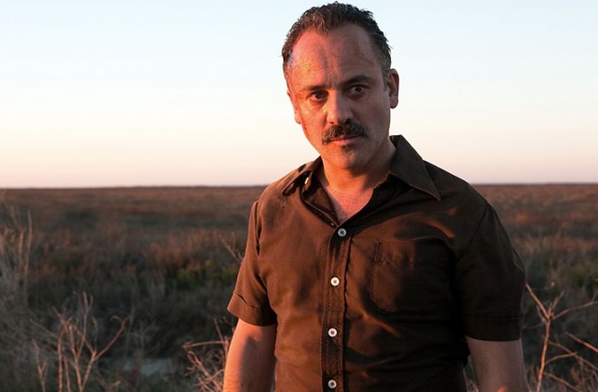 Javier Gutiérrez encarna a Juan en la cinta ganadora de 10 premios Goya, La isla mínima, que se estrena en varios cines del sur de la Florida. (CORTESÍA). 