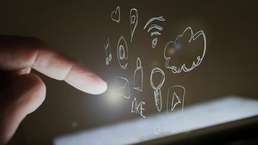 Facebook, YouTube y Twitter acordaron adoptar un conjunto de definiciones comunes para determinar qu&eacute; constituye un discurso de odio.&nbsp;
