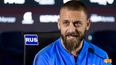 En imagen de archivo del lunes 29 de julio de 2019, el exjugador de la selección italiana Daniele De Rossi habla durante una conferencia de prensa en Buenos Aires, Argentina