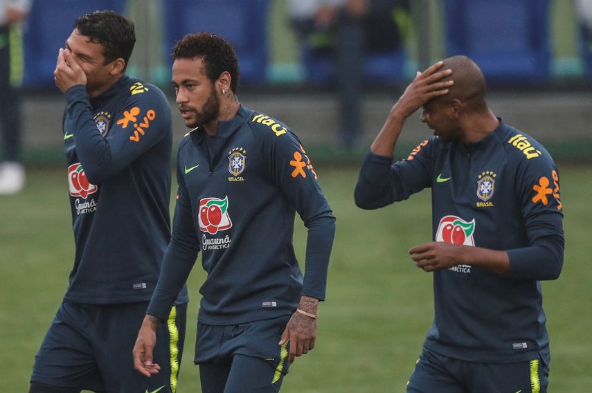 Neymar se encuentra actualmente en Río de Janeiro, concentrado con la selección brasileña para la Copa América, que se disputará en Brasil entre los próximos 14 de junio y 7 de julio.