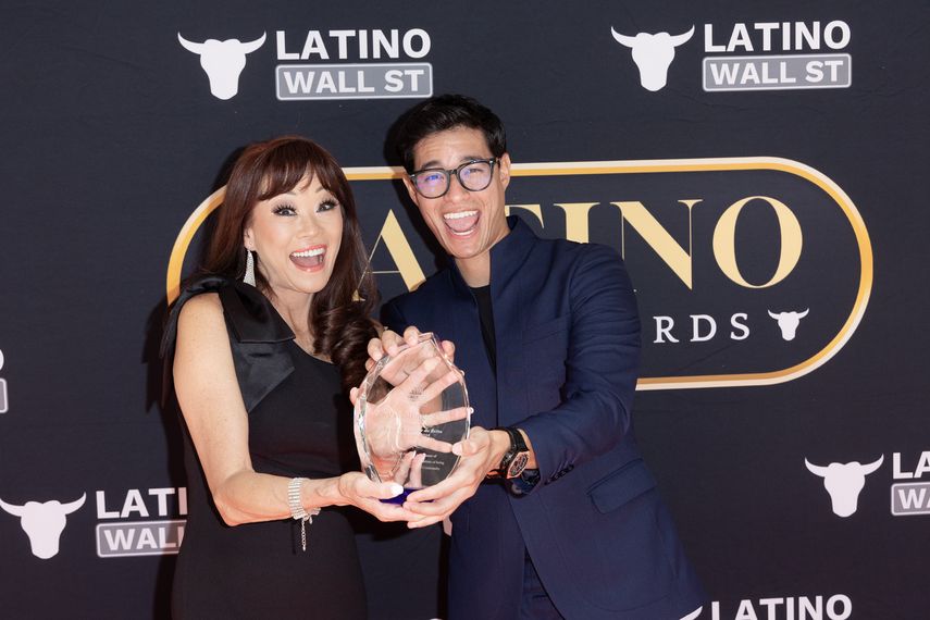 Mimy Succar y Tony Succar en los premios Latino Wall Street Awards.&nbsp;