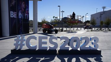 Preparativos en el Centro de Convenciones de Las Vegas antes del inicio de la feria tecnológica
