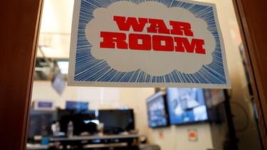 Cuando falta menos de un mes para que se celebren comicios legislativos en EEUU, Facebook ha activado una unidad especial que centraliza todos sus esfuerzos para evitar la propagación de noticias falsas, como ocurrió en las presidenciales de 2016.