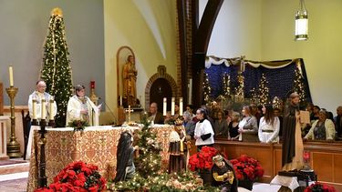 La celebración comenzó con una misa oficiada por el padre Francisco Hernández, artífice del evento.&nbsp;
