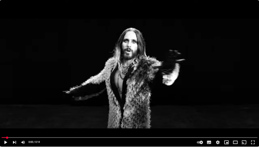 Jared Leto ha refutado categóricamente todas las acusaciones a través de sus representantes, negando cualquier comunicación sexual o inapropiada. Captura YouTube/Jared Leto