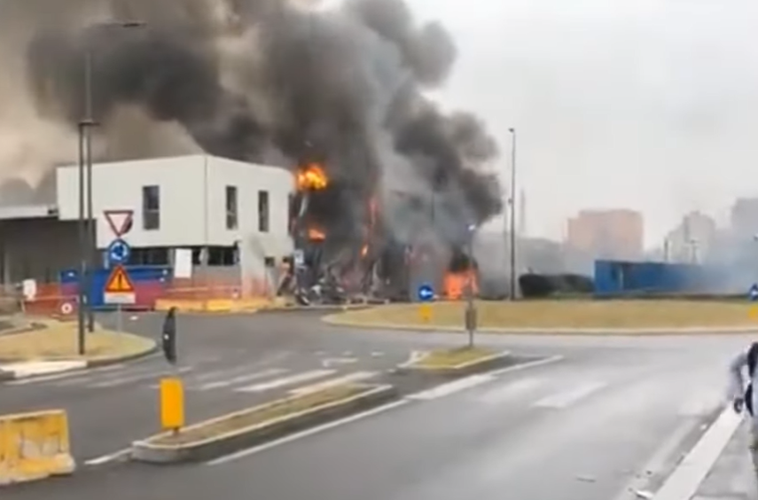 Ocho muertos en accidente de avión de turismo cerca de Milán