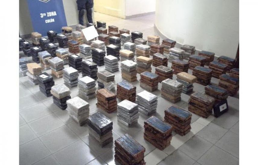 La droga fue incautada en el marco del operativo denominado Caña Brava por agentes de la zona policial de Colón de servicio en la Dirección de Inteligencia Policial (CORTESÍA)