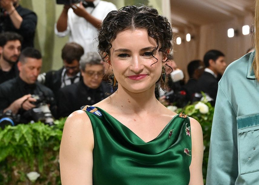 Chloe Malle llega a la Gala del Met 2024 en el Museo Metropolitano de Arte el 6 de mayo de 2024 en Nueva York.&nbsp;