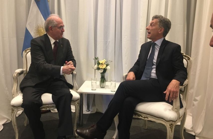 El alcalde metropolitano de Caracas, Antonio Ledezma, se reunió el jueves con el presidente de Argentina, Mauricio Macri.