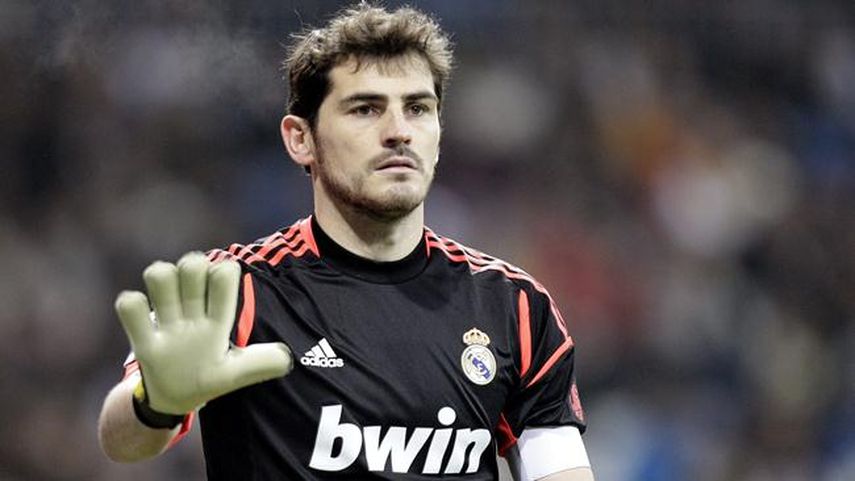 Iker Casillas aún tiene dos años de contrato con el club 