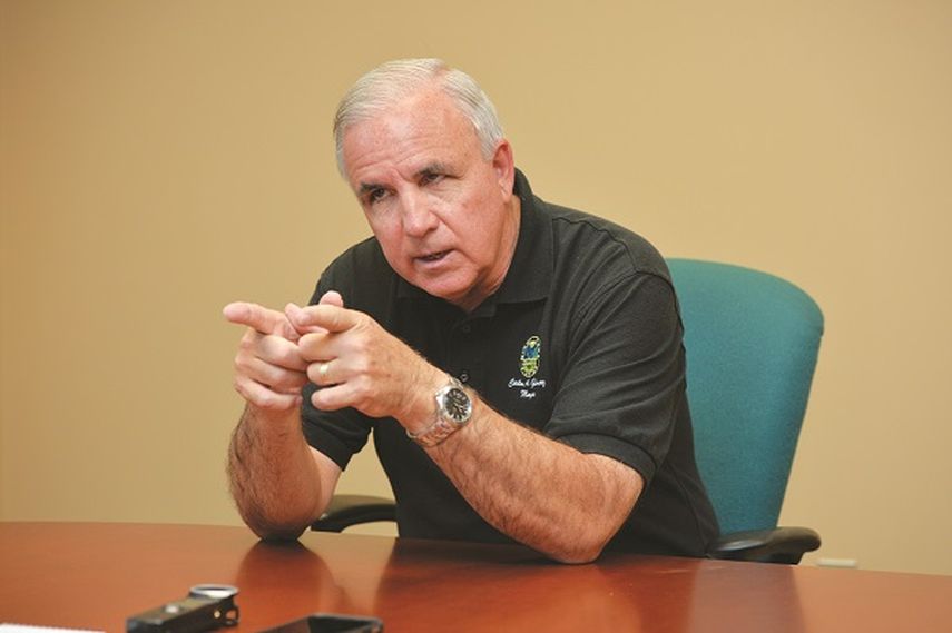 Carlos Giménez aspira a ser reelecto en su cargo donde administra con potestades de alcalde fuerte. (Álvaro Mata)