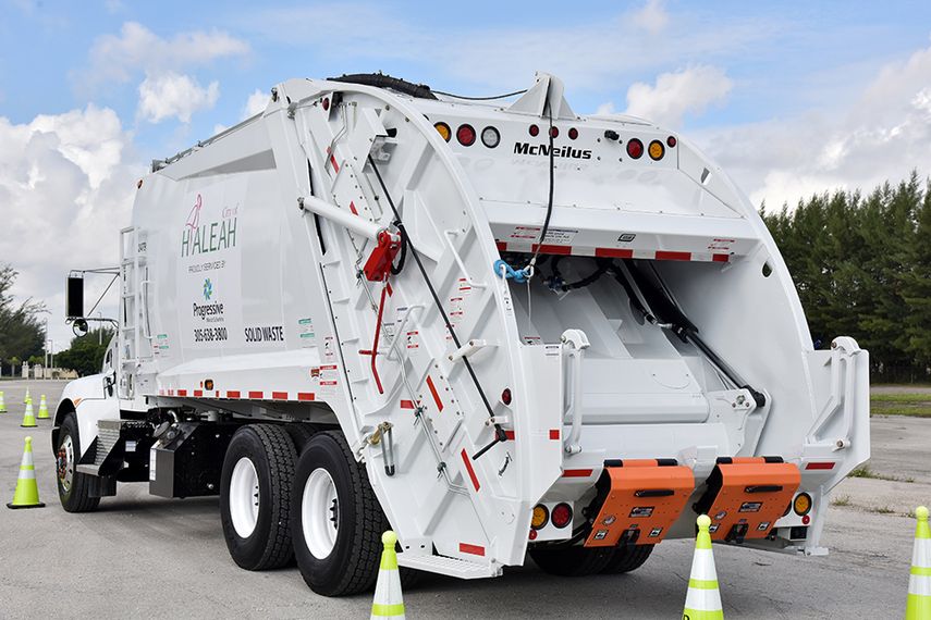 La recolección  de desechos estará a cargo de la empresa Progressive Waste Solutions, pero el alcalde aseguró que “la Ciudad mantiene las riendas de ese departamento”. (ÁLVARO MATA)