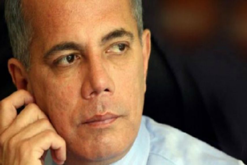 Rosales anunció el pasado 8 de octubre que regresaría a Venezuela con las pruebas que demostrarían su inocencia (ARCHIVO)