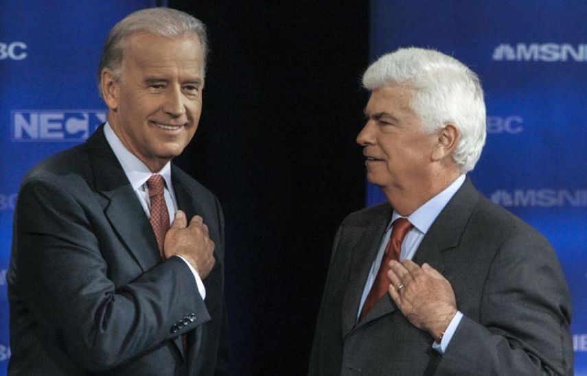 Foto de septiembre de 2007 de Joe Biden y Christopher Dodd, cuando ambos eran entonces aspirantes presidenciales demócratas.