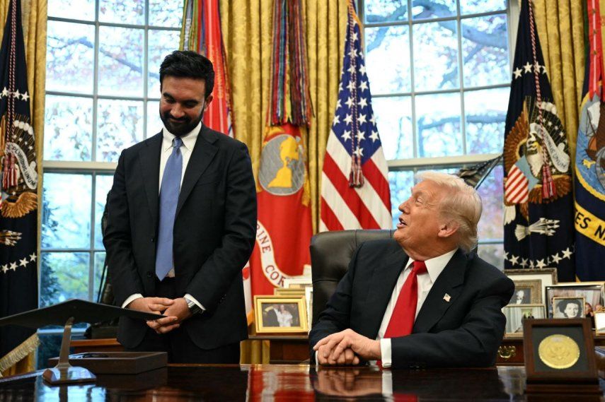 El presidente Donald Trump se reúne con el alcalde electo de Nueva York, Zohran Mamdani, en la Oficina Oval de la Casa Blanca en Washington, D.C., el 21 de noviembre de 2025.