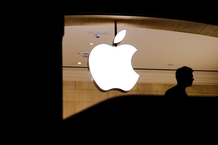 Fotografía de una tienda Apple en Nueva York. La compañía de la manzana se convirtió hoy en la primera empresa estadounidense que alcanza una capitalización bursátil de un billón de dólares.