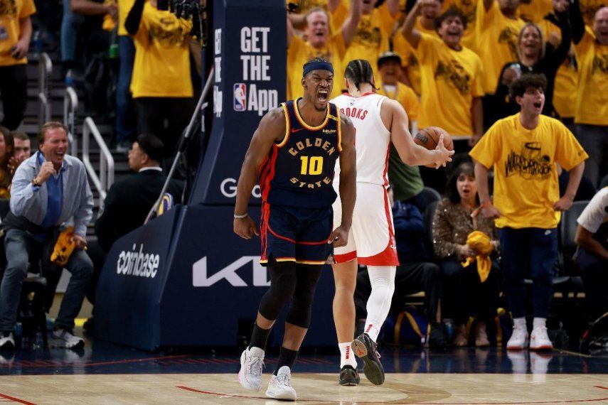 Jimmy Butler III #10 de los Golden State Warriors celebra una canasta contra los Houston Rockets durante el último cuarto del cuarto partido de la primera ronda de los Playoffs de la Conferencia Oeste de la NBA en el Chase Center el 28 de abril de 2025 en San Francisco, California. Jimmy Butler III #10 de los Golden State Warriors celebra una canasta contra los Houston Rockets durante el último cuarto del cuarto partido de la primera ronda de los Playoffs de la Conferencia Oeste de la NBA en el Chase Center el 28 de abril de 2025 en San Francisco, California.